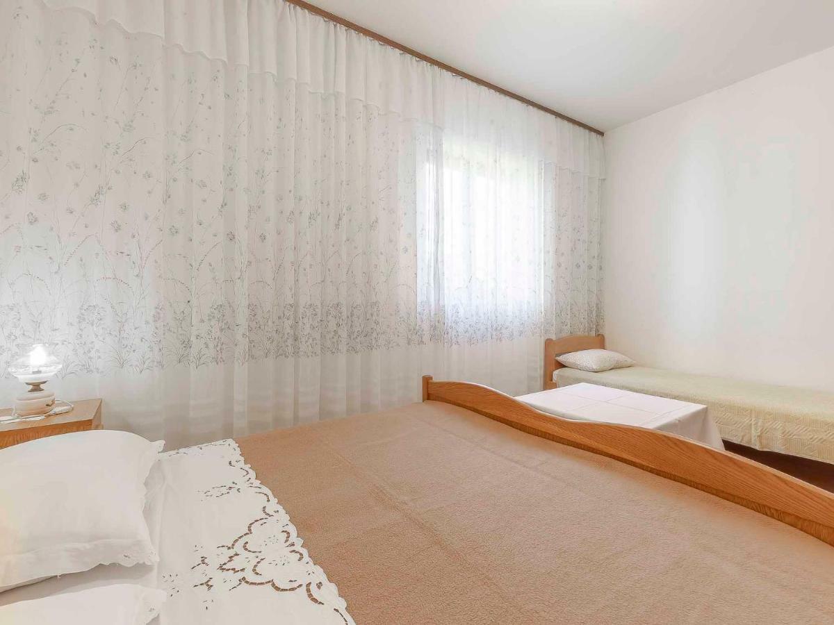 Apartamento Mira Poreč Exterior foto