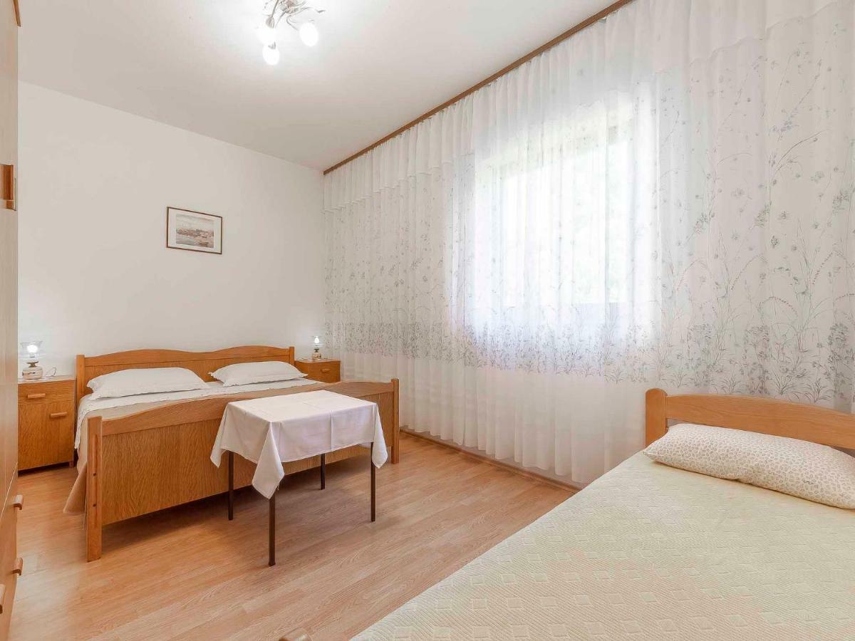 Apartamento Mira Poreč Exterior foto