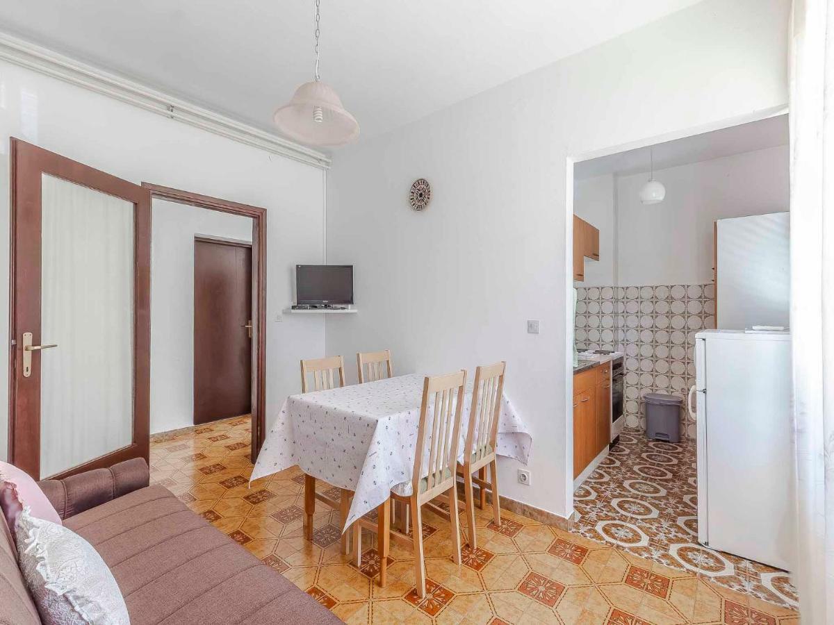 Apartamento Mira Poreč Exterior foto