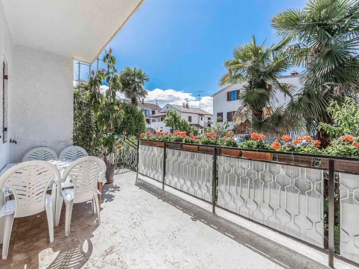 Apartamento Mira Poreč Exterior foto